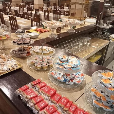Hotel Sol Sanlucar Sanlúcar la Mayor المظهر الخارجي الصورة