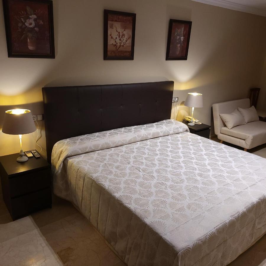 Hotel Sol Sanlucar Sanlúcar la Mayor المظهر الخارجي الصورة