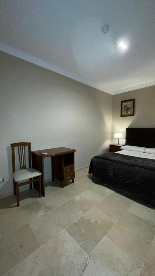 Hotel Sol Sanlucar Sanlúcar la Mayor المظهر الخارجي الصورة