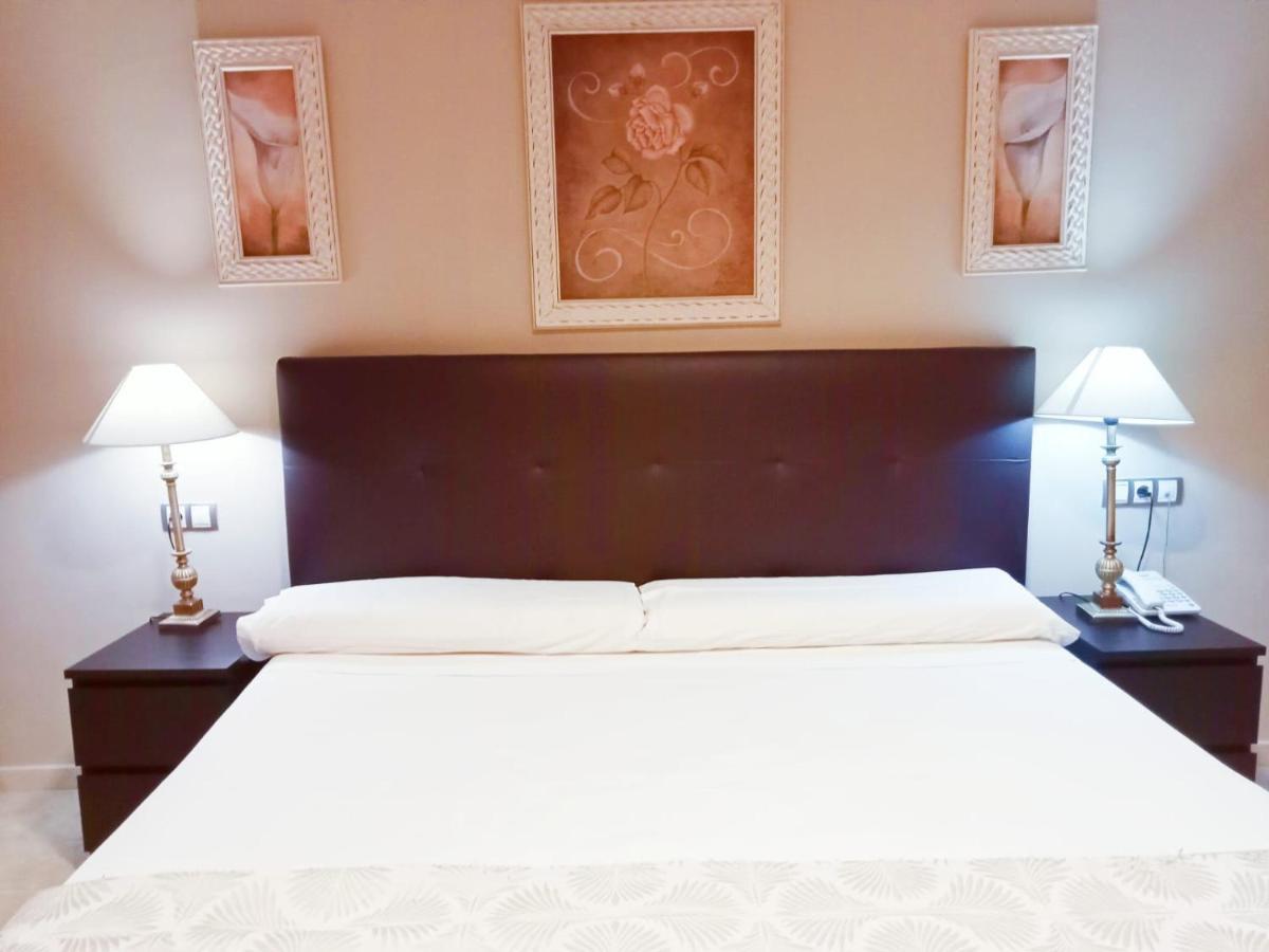 Hotel Sol Sanlucar Sanlúcar la Mayor المظهر الخارجي الصورة