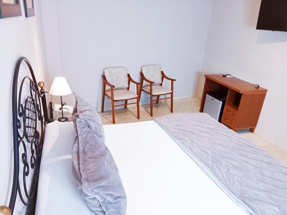 Hotel Sol Sanlucar Sanlúcar la Mayor المظهر الخارجي الصورة