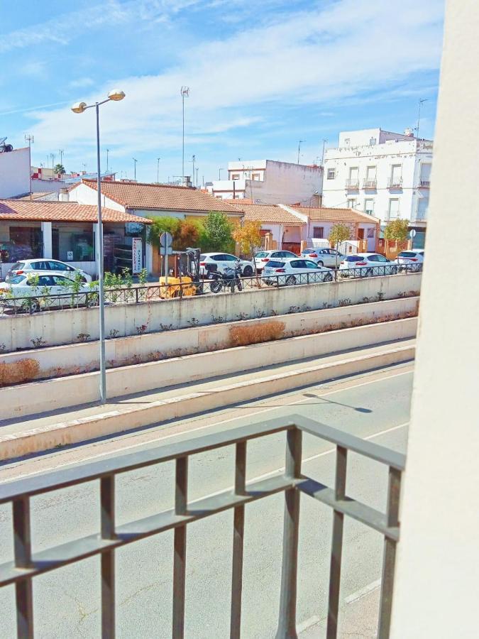 Hotel Sol Sanlucar Sanlúcar la Mayor المظهر الخارجي الصورة